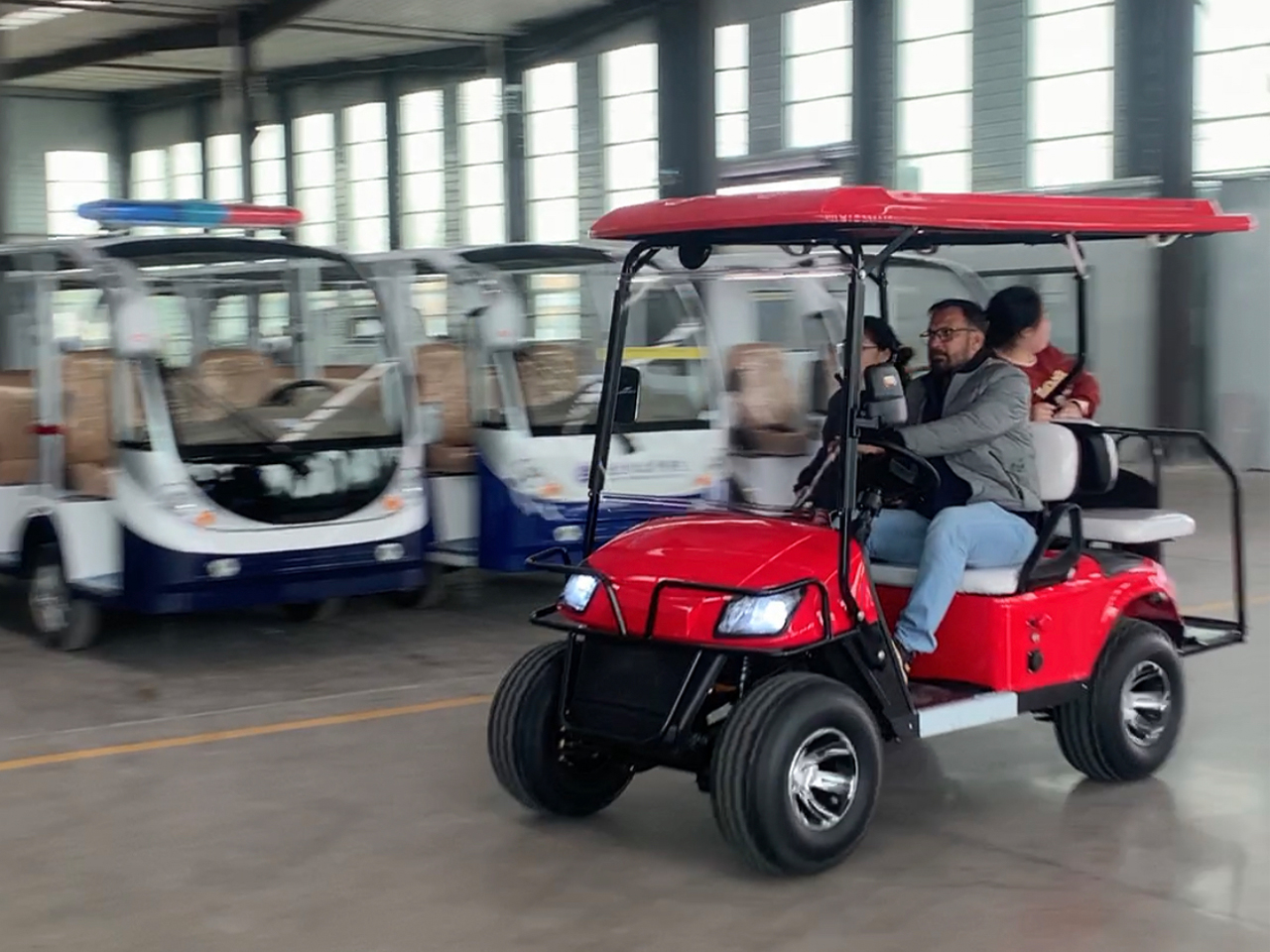 電動訓練觀光車高爾夫球車出口產(chǎn)品